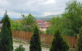 Apartament 2 camere ultrafinisat  cu gradina de 40 m2  zona Tautului - Poză 1