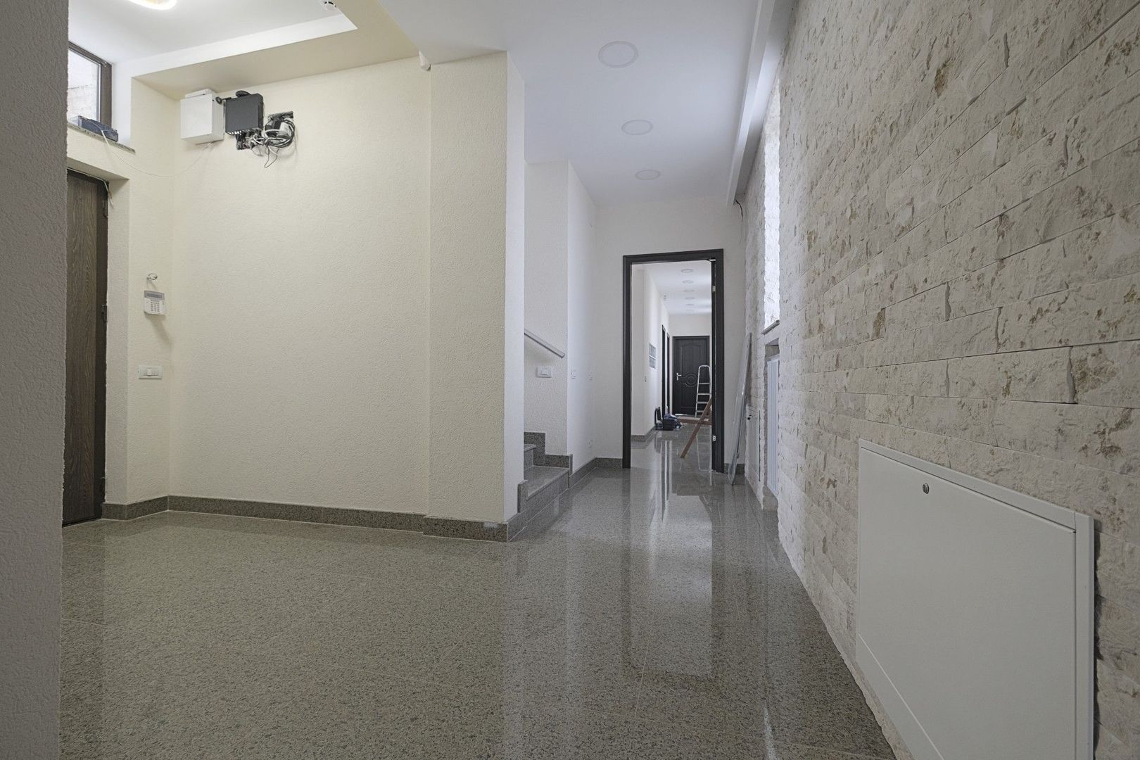 Corbeanca, cu pozitie exceptionala vila D+P+E personalizata - Poză 11