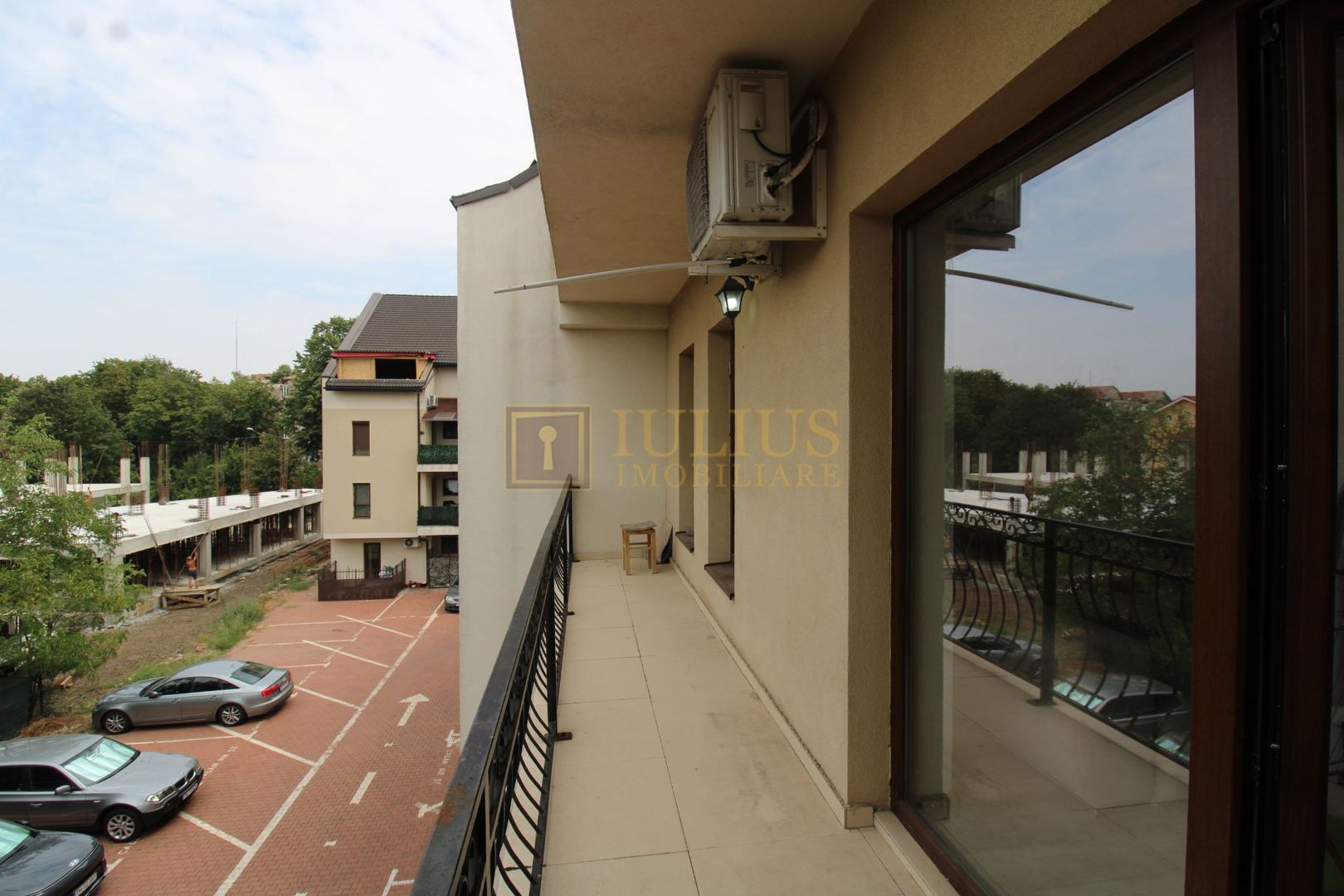 Bloc nou, centrala proprie, lângă restaurant Tinecz - Poză 13