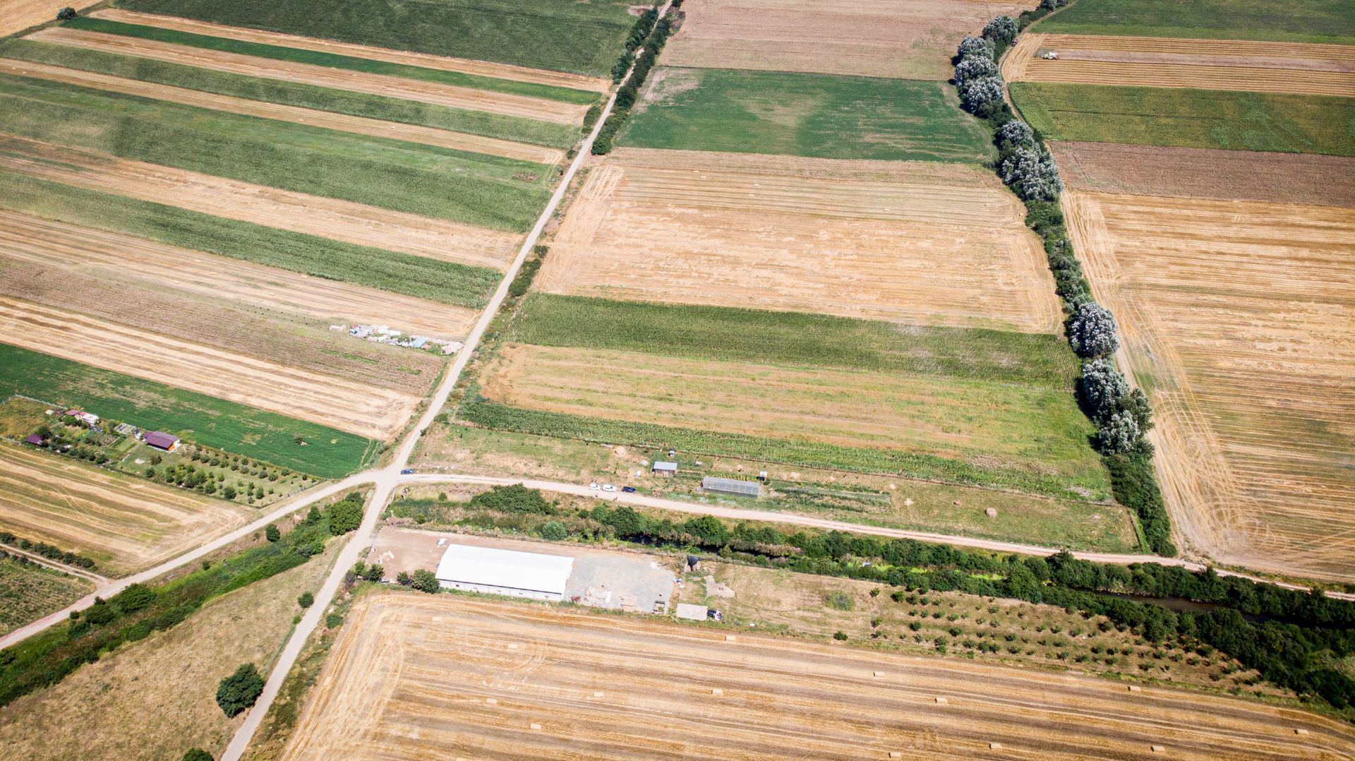 TEREN EXTRAVILAN  CU SOLAR IN GAI - Poză 7