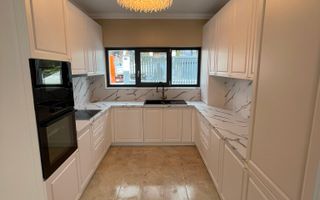 Casa noua de inchiriat cu priveliste asupra orasului, zona Voronet - Poză 8