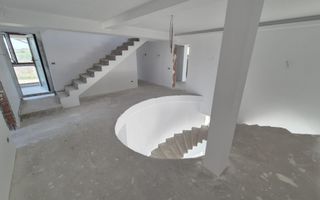 Casa visurilor la vanzare - Poză 27
