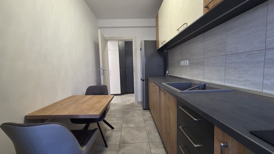 Apartament 3 camere parter si curte 45m  de inchirat Rond OMV Pipera - Poză 4