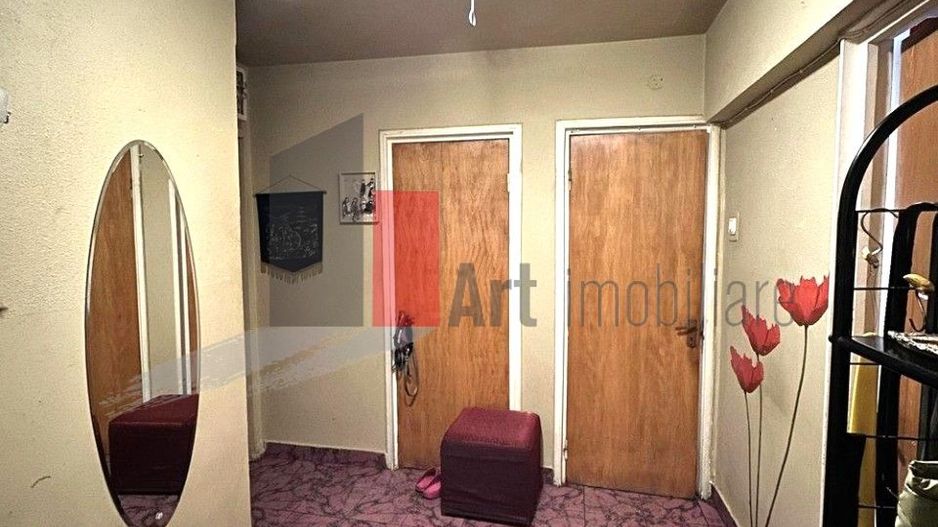 Ap.3 camere semidec. et. 6/10, piața Matei Ambrozie - Poză 4