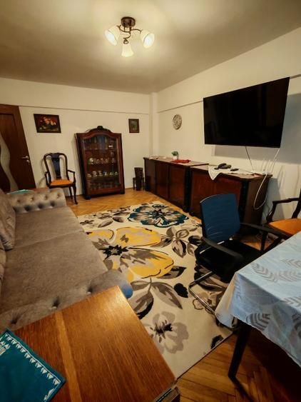 2 camere renovat complet - 850 EUR - zona Primaria Sector 1 - Poză 1