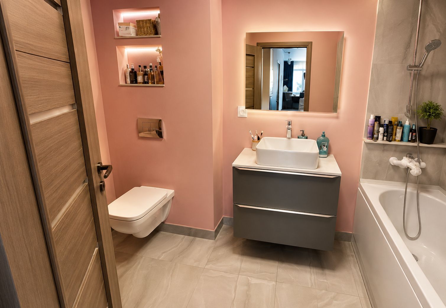 Apartament premium cu 3 camere | 75 mp + terasă | Complet mobilat și utilat - Poză 7