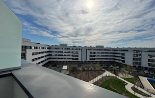 3 camere. Bucătărie închisă. Vedere panoramică. Reper Mall Colosseum