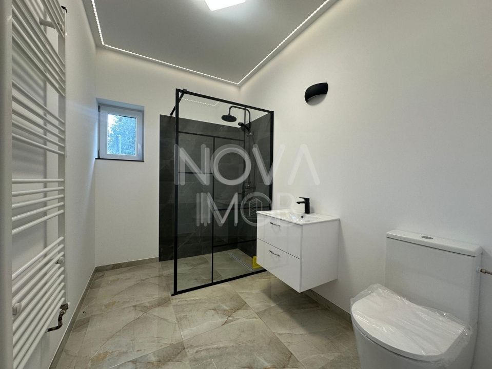 Casa de inchiriat - pretabil spatiu de birouri, Str. Luptei - Poză 10