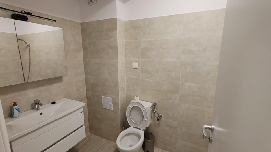 AP. 3 CAMERE- METALURGIEI, PARCARE INCLUSA, PRIMA INCHIRIERE, MODERN - Poză 10