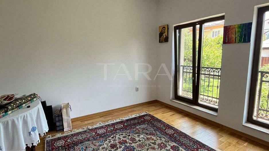 Casă Deosebită în Zona Gruia - Poză 10