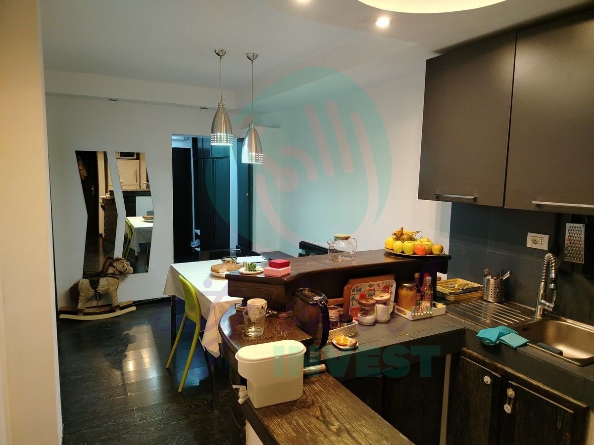 2 Camere Piata Constitutiei-Palatul Parlamentului - Poză 3