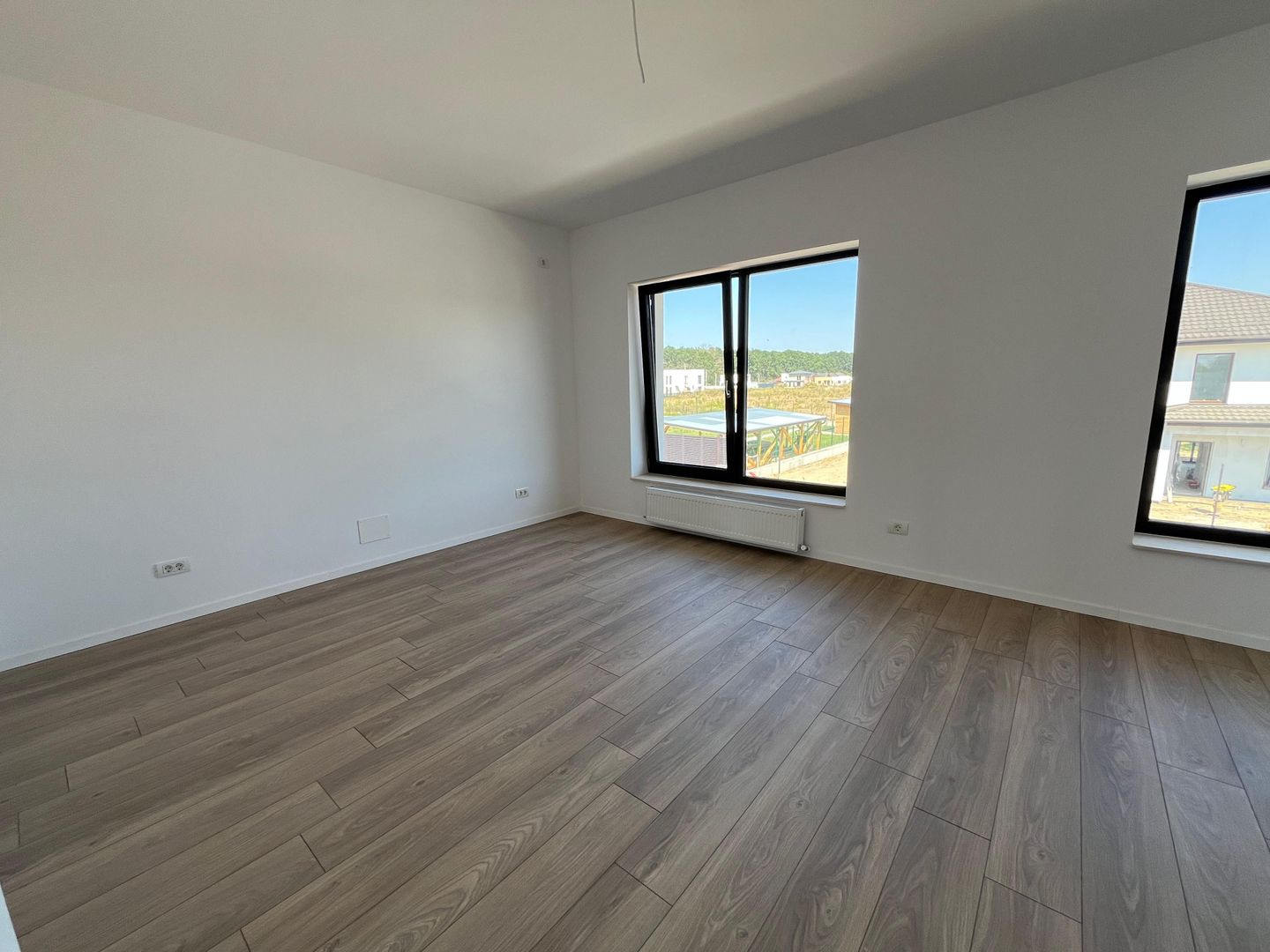 Vila pentru cei care vor spațiu, natură și acces rapid către București - Poză 31