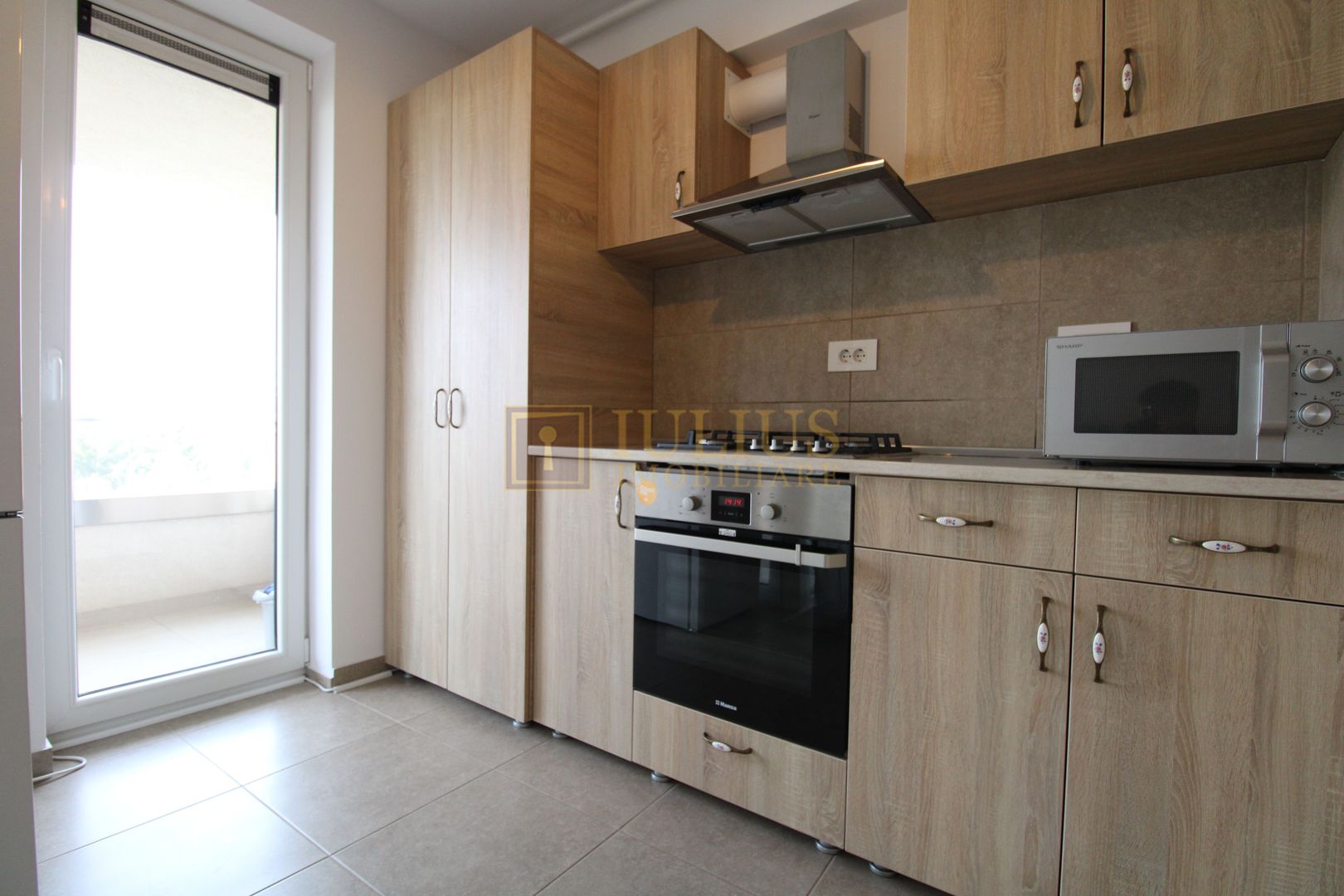 Aradului, 2 camere, centrala proprie - Poză 7