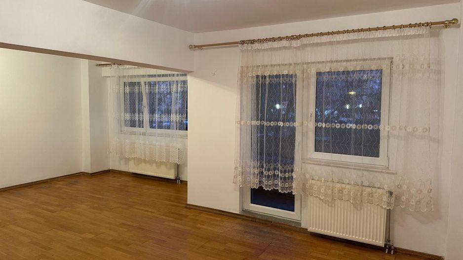 ageuropa.ro vinde apt. cu 4 cam. RENOVAT, 106mp, etaj 1 în zona SOARELUI. - Poză 1
