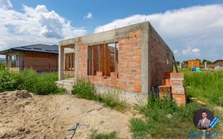 Casă/Vilă nouă de vânzare în Lilieci, Bacău - Poză 23