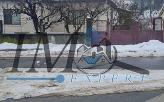 Casa ,curte și gradina.Teren cu 2700 mp. - Poză 1