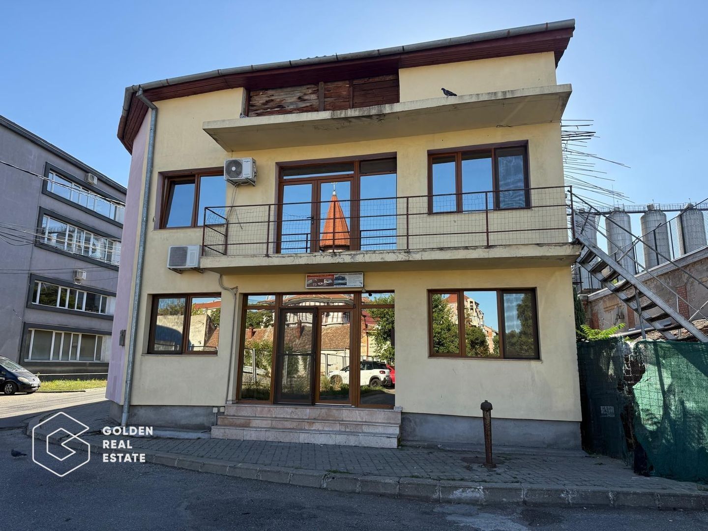 Vila 180 mp rezidential si birou, zona Fabrica de Bere - Poză 1