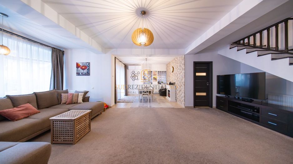 Casa tip duplex cu independenta energetica, Comuna Berceni, Ilfov - Poză 3