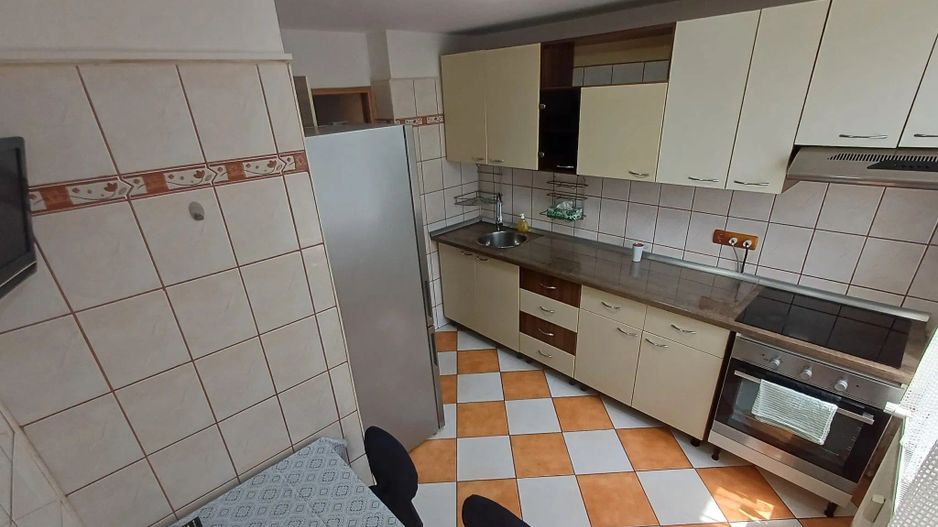 Apartament 3 camere Berceni-loc parcare-boxa subsol - Poză 8