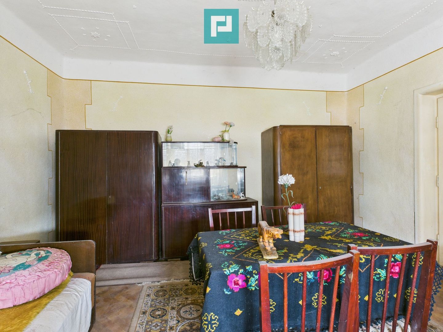 Casă cu teren de 2171 mp, zona centrală Șimand - Poză 6