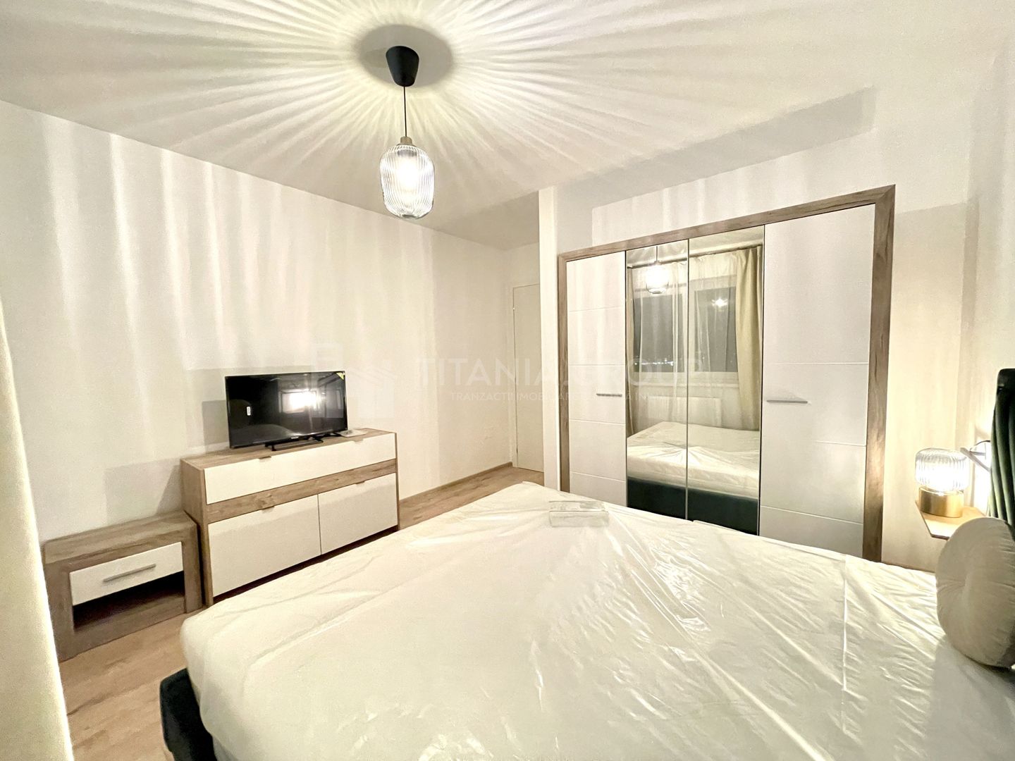 Apartament 2 camere modern,  parcare subterna+boxa, pet friendly TopCity Coresi - Poză 12