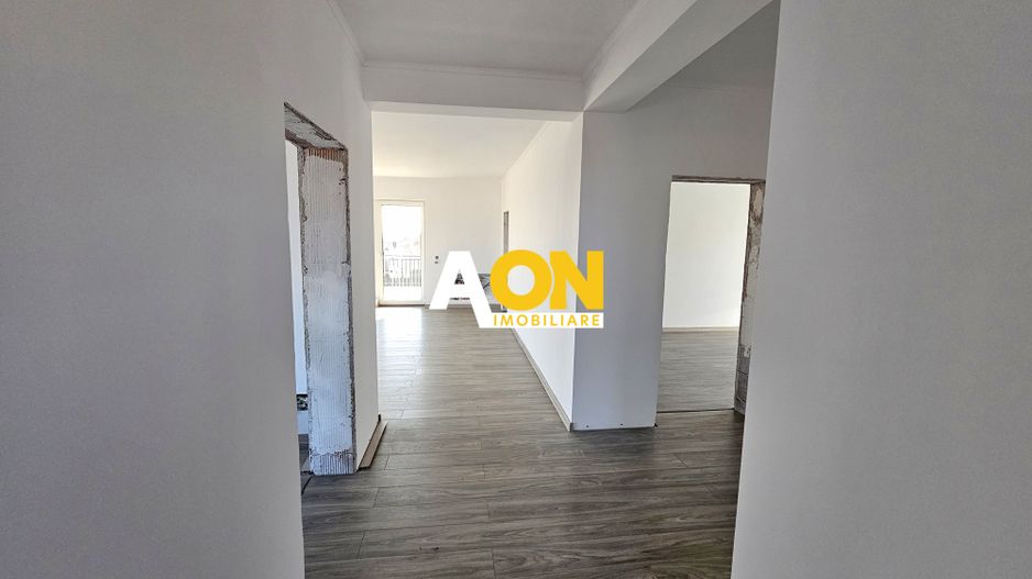 Casa 4 camere, la cheie, 600 mp teren,  priveliste superba, Cetate - Poză 3