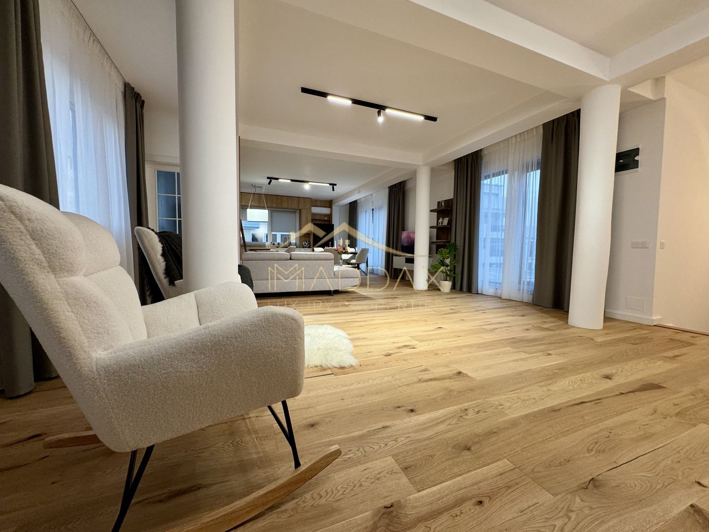 Duplex cu 4 Camere *211mp* / 2 parking / Erou Iancu Nicolae - Poză 5