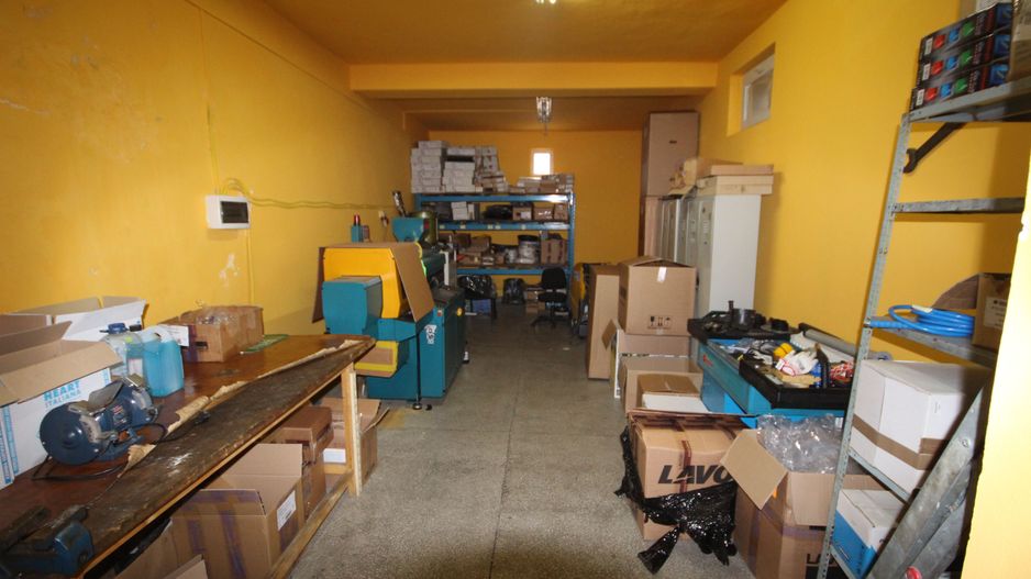 Imobil  cu destinatie mixta - Poză 39