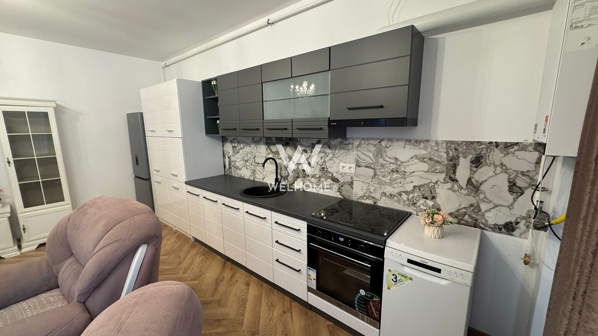 Apartament 3 camere de închiriat – zonă centrală, lângă Mall-ul nou - Poză 3