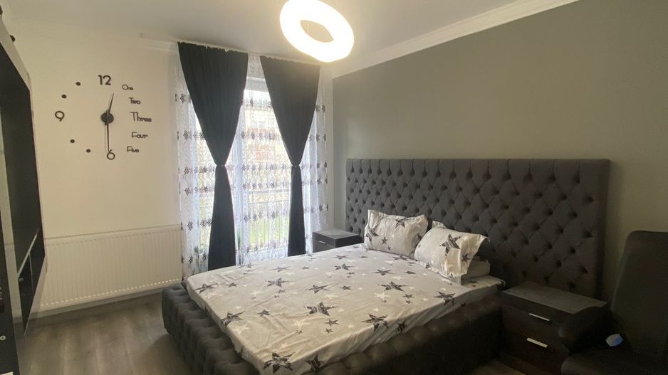 Ag EUROPA vinde apartament NOU sui MOBILAT in Micro 16 la etajul 2. - Poză 2