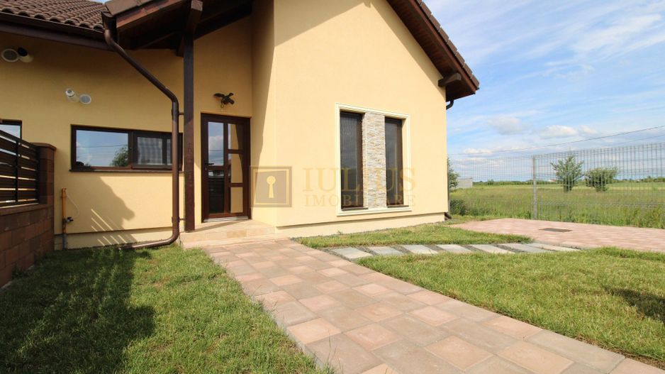 1/2 duplex – prima închiriere | Moșnița Nouă - Poză 2