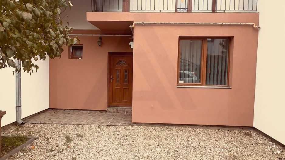 Casă cu 4 camere, curte proprie și 2 balcoane – Șelimbăr - Poză 22