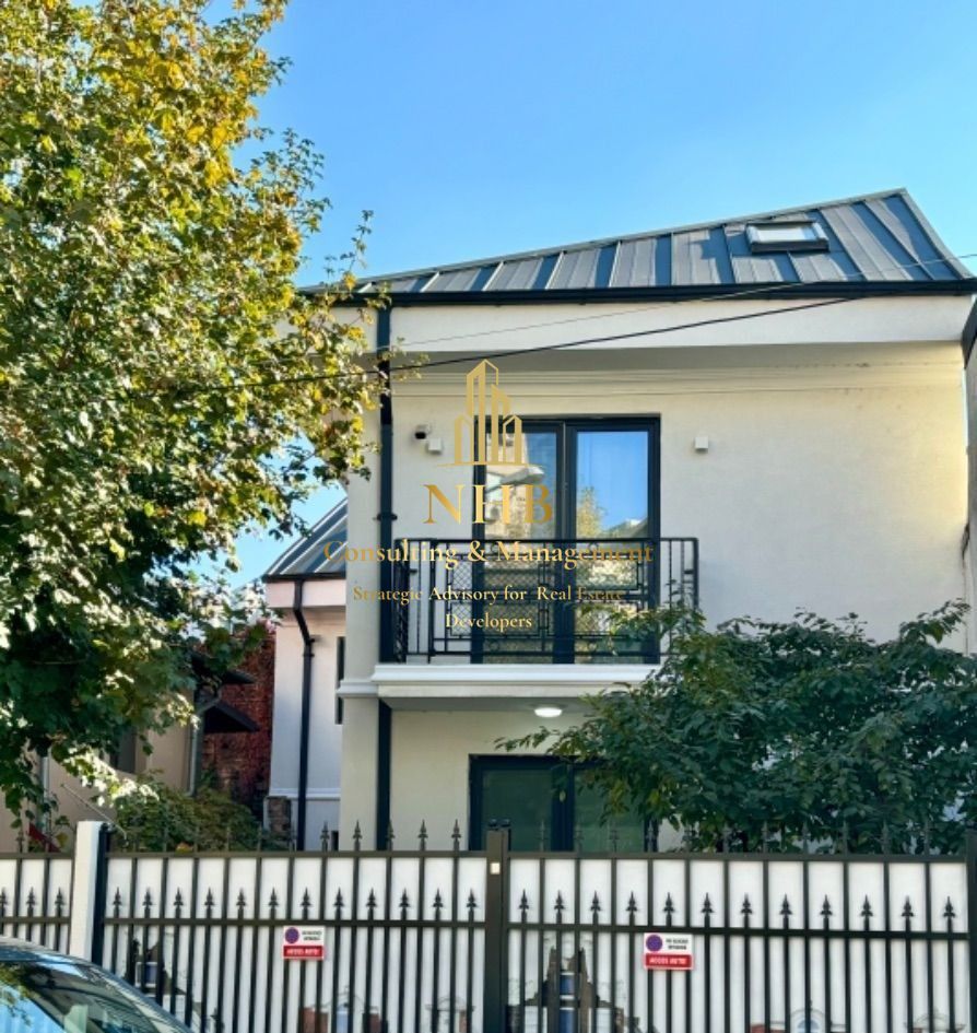 Vila de inchiriat - Polonă - PARCARE - Poză 9