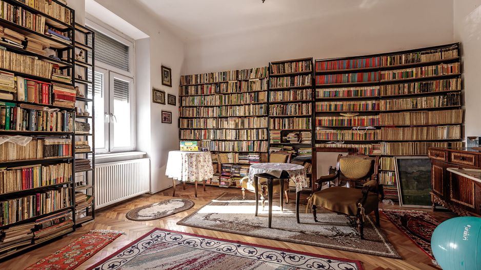 Oportunitate imobiliară! Clădire cu 18 apartamente - Poză 1