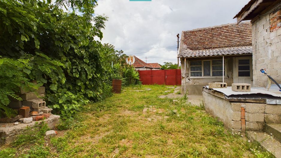 Casă în Curtici - Poză 4