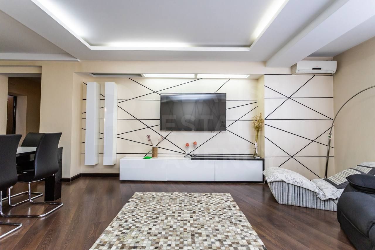 Chirie, apartament, 3 camere, strada Ismail , Centru. - Poză 5