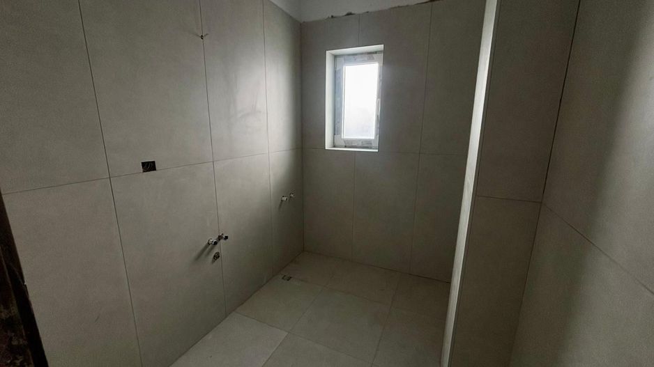 Apartament cu 3 camere si 2 bai - Selimbar - Poză 4