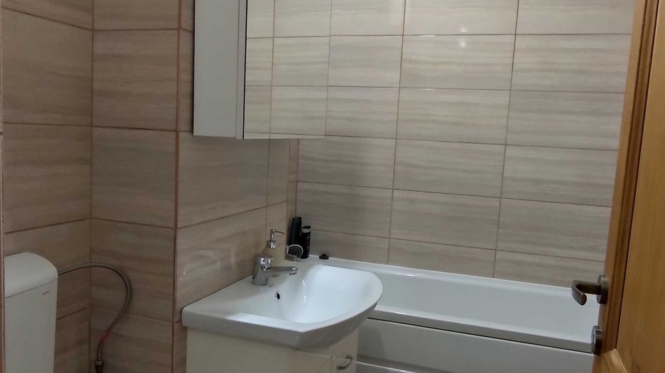 3 camere - Berceni - Alexandru Obregia - loc de parcare - Poză 6