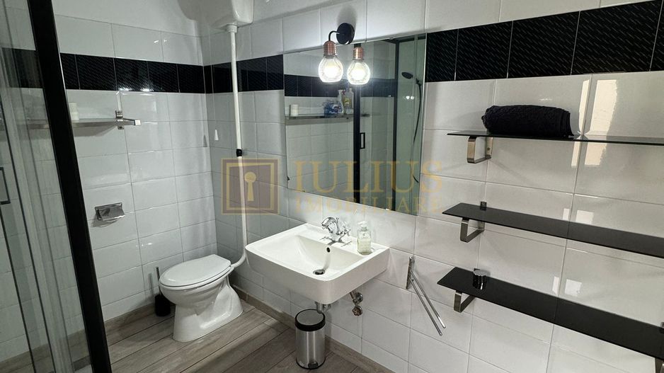 Zona Balcescu-Casa Individuala cu curte proprie - Poză 14