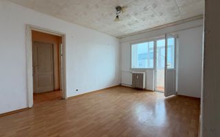 Apartament 3 camere Milcov - Poză 1
