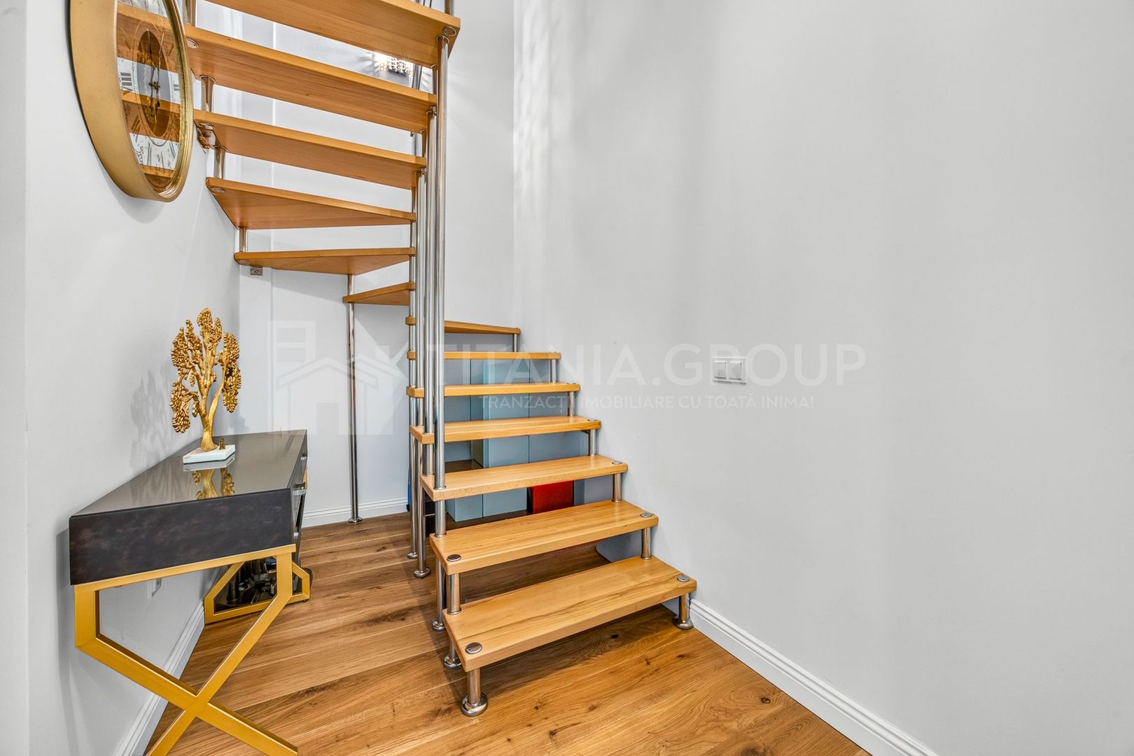 PENTHOUSE SUPERB 4 camere, 100 mp utili, parcare + boxa MAURER Coresi - Poză 18