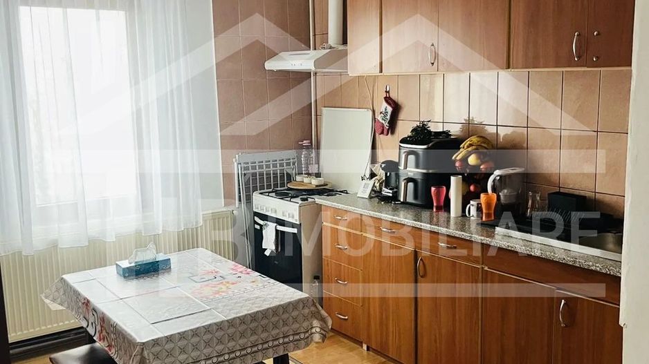 Vând apartament 2 camere   Unirii, 52 m , centrală, izolat - Poză 6