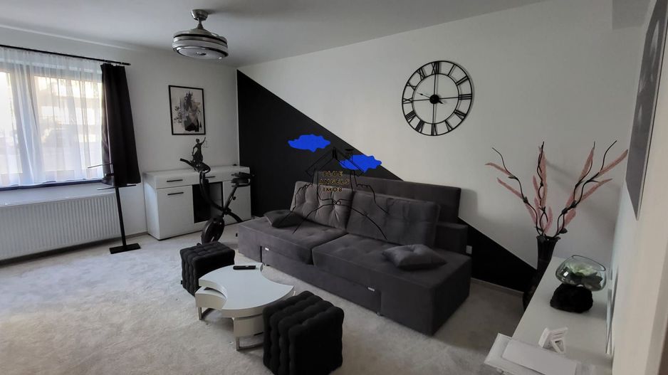 Garsonieră spațioasă de închiriat – 48 mp + terasă - Poză 1