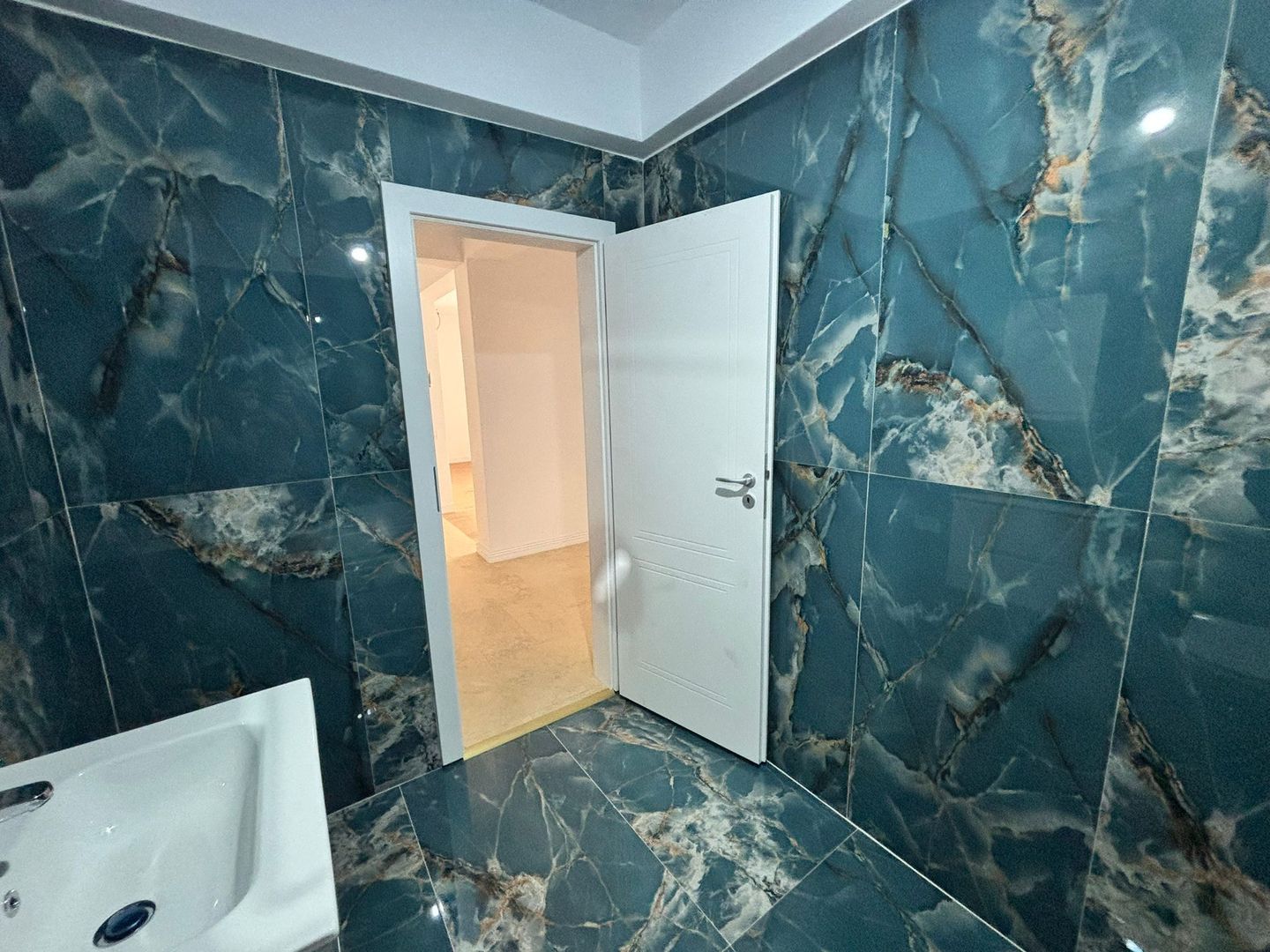 Apartament spatios 2 camere  I Aviatiei - Poză 13