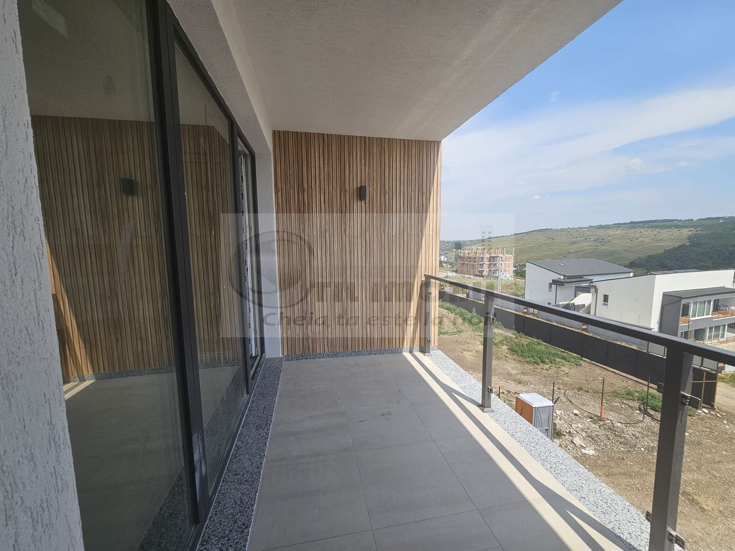 Apartament 3 camere - reper Lac Rediu - 75mp - 104.000Euro - Poză 12