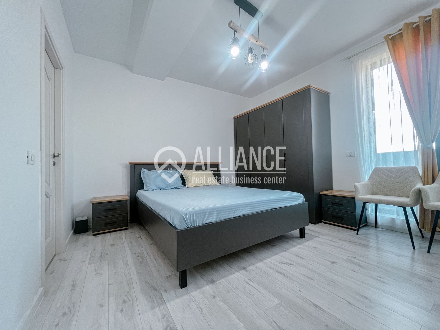 Palazu Mare(COD 05) - Apartament 3 camere| Parcare acoperită | Lac - Poză 10