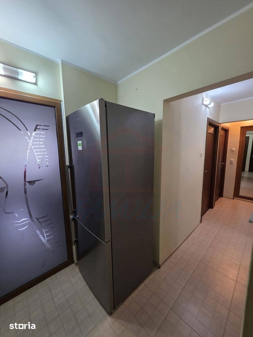 SE VINDE APARTAMENT 3 CAMERE, MICRO 17, 91.000 EURO - Poză 9