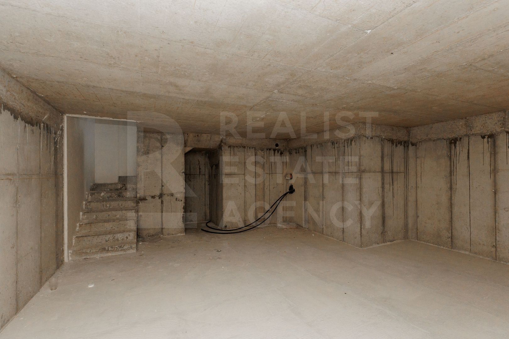 Vânzare, duplex, 3 nivele, str. Frasinilor, Ialoveni. - Poză 24