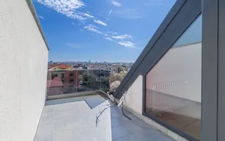 Apartament 4 camere duplex Sisesti - Vedere catre lac - Poză 13