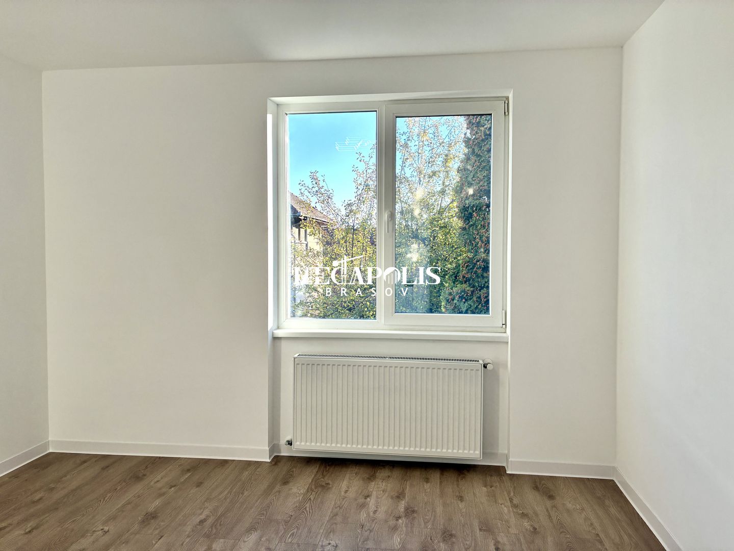 3 Camere / Tractorul / Renovat / Credit - Poză 12